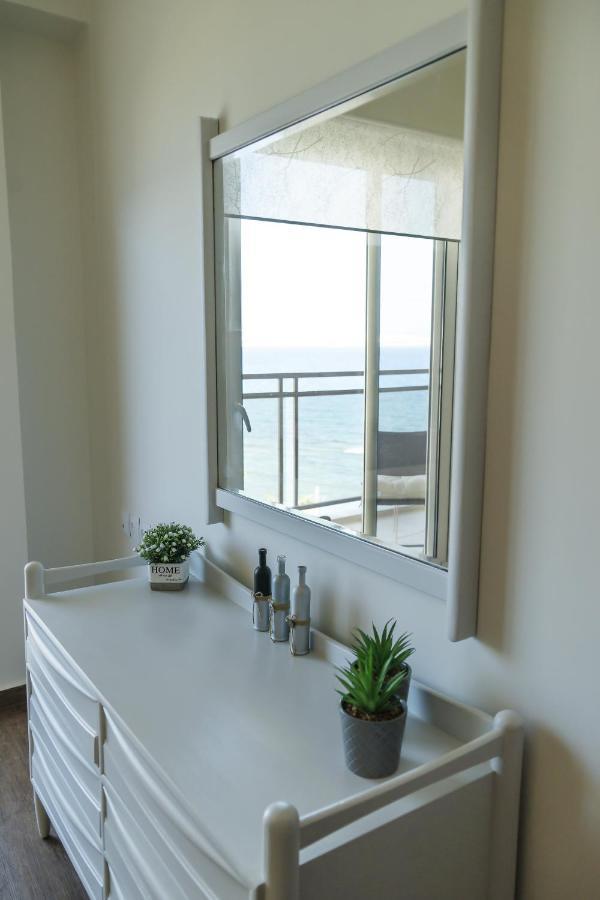 Blue Dreams - Spectacular Sea View Apartment In Atenas Exterior foto